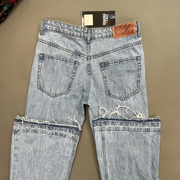 SOLD ARCHIVE - Bootcut Flare Y2K Vintage Jeans by DYJ REYES - Picture 6 of 13